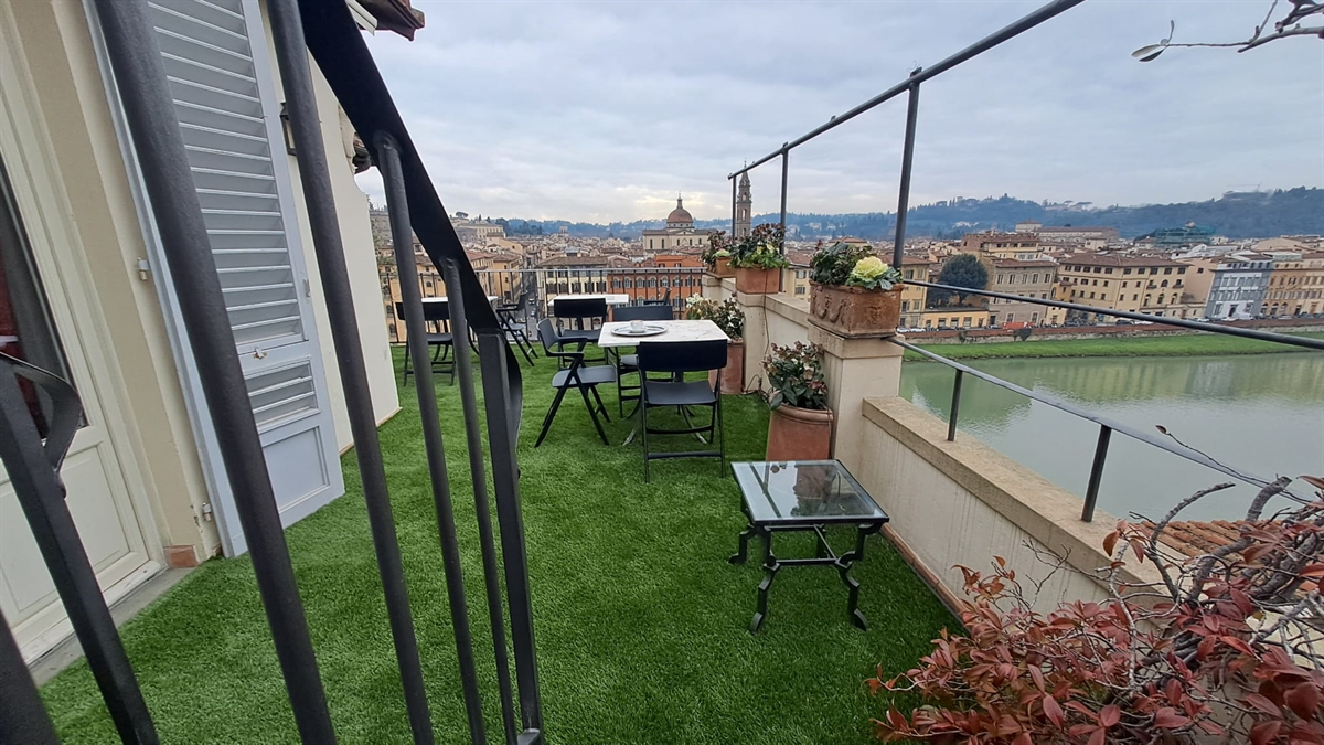 REALIZZAZIONE TETTI INVERDITI E TERRAZZE IN SINTETICO 
